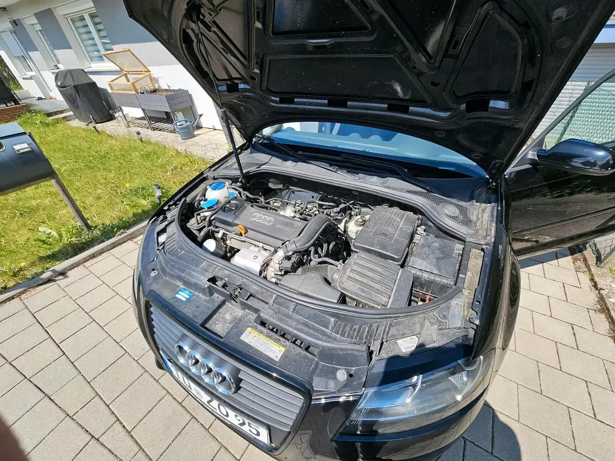 Używany Audi A3 125 KM (91 kW) 2010 Czarny Hatchback