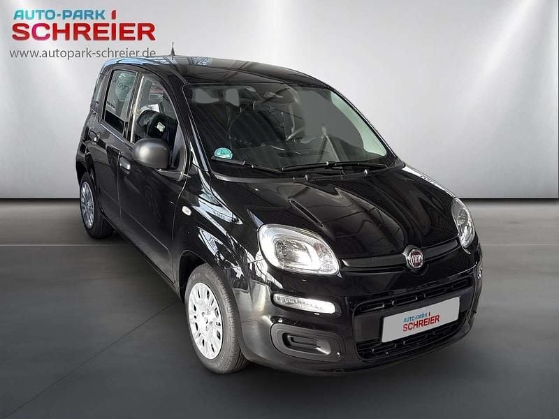 Gebraucht Fiat Panda 69 PS (50 kW) 2025 Cinema schwarz Kleinwagen