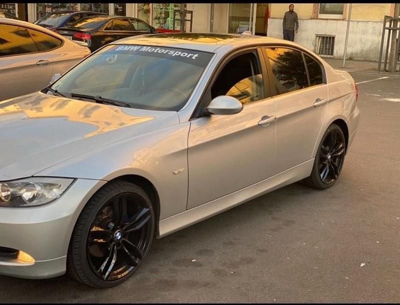Gebraucht BMW 320 187 PS (137 kW) 2009 Silber Limousine