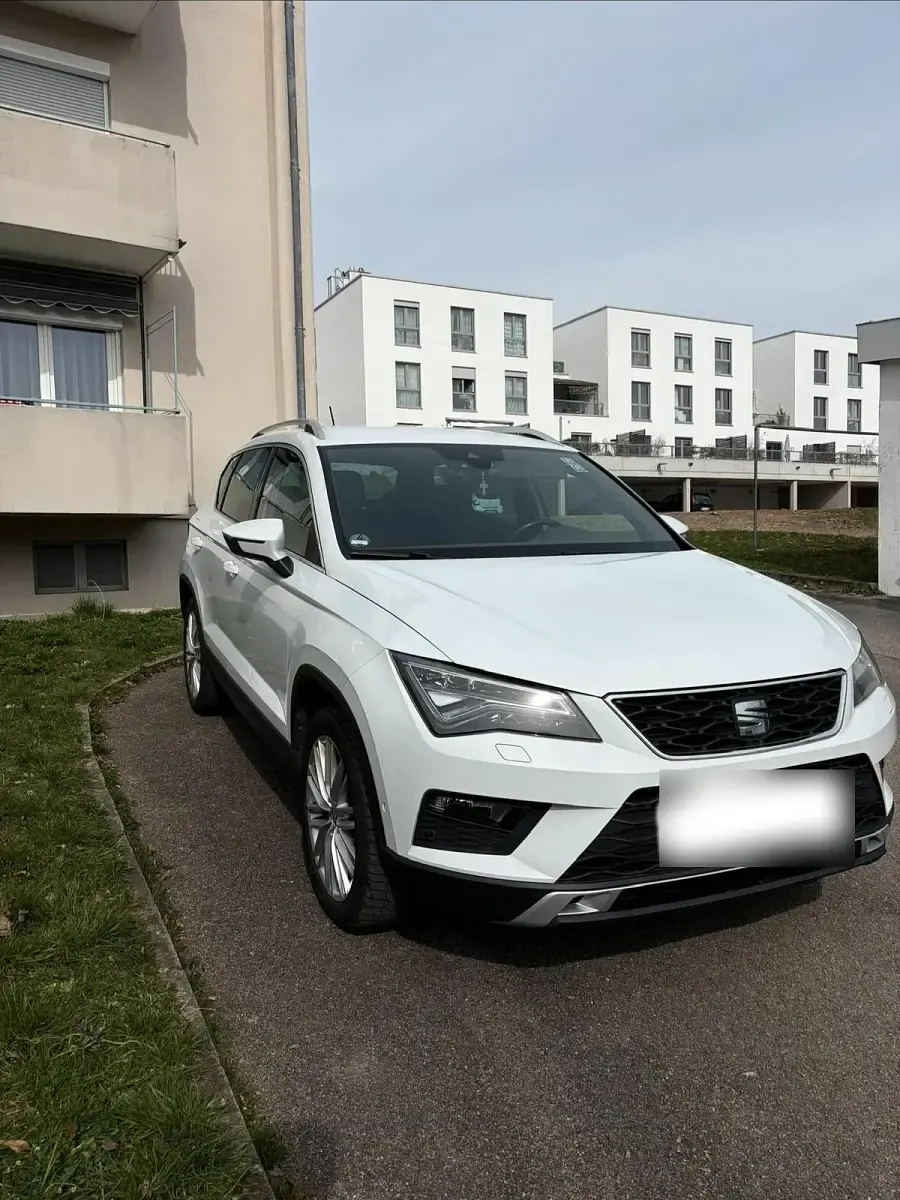 Używany Seat Ateca 190 KM (139 kW) 2017 Biały SUV