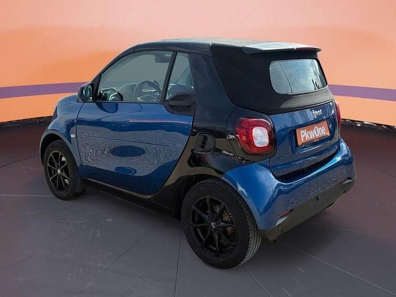 Gebraucht Smart ForTwo Cabrio 71 PS (52 kW) 2017 Schwarz Cabrio