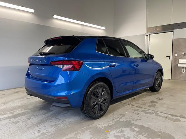 Neu Skoda Fabia Dynamic 116 PS (85 kW) 2025 [8x1z] race blue metallic / d... Kleinwagen