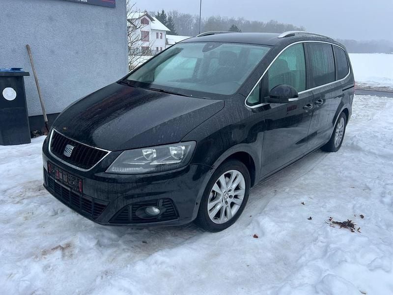 Schwarz Gebraucht 2012 Seat Alhambra Style Van / Kleinbus | 9.999 € (Guter Preis) - Bild 1/4