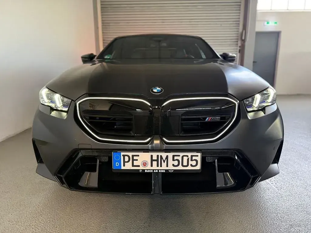 Gebraucht BMW M5 Performance 727 PS (534 kW) 2025 Grau Limousine