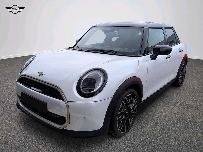 Weiß Gebraucht 2024 Mini Cooper Favoured Kleinwagen | 31.967 € (Fairer Preis) - Bild 1/4