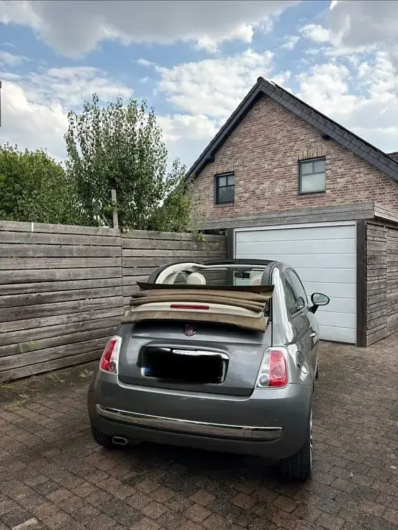 Gebraucht Fiat 500 Lounge 95 PS (69 kW) 2011 Grau Cabrio