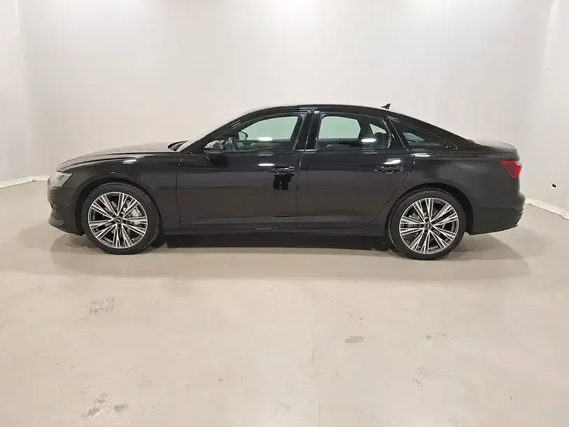 Gebraucht Audi A6 Sport 340 PS (250 kW) 2022 Mythosschwarz metallic Limousine