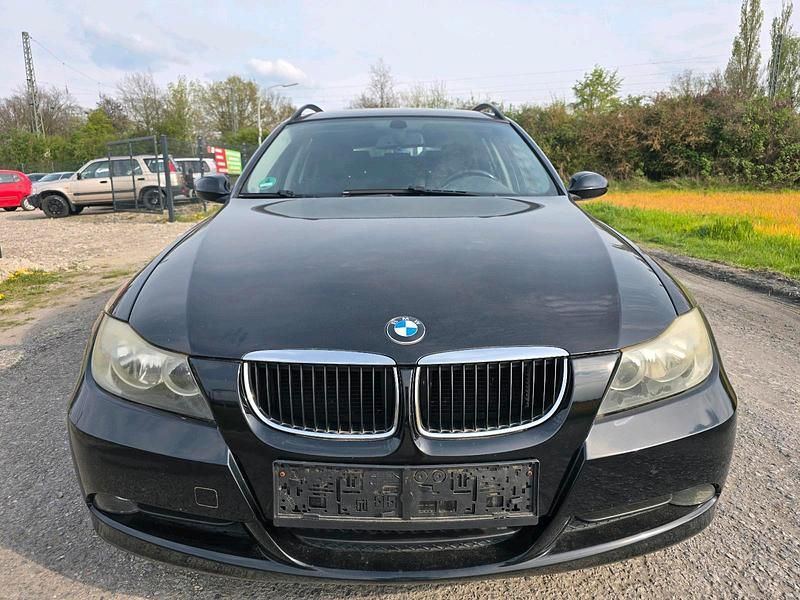 Usata BMW 320 129 CV (94 kW) 2006 Nero Station wagon