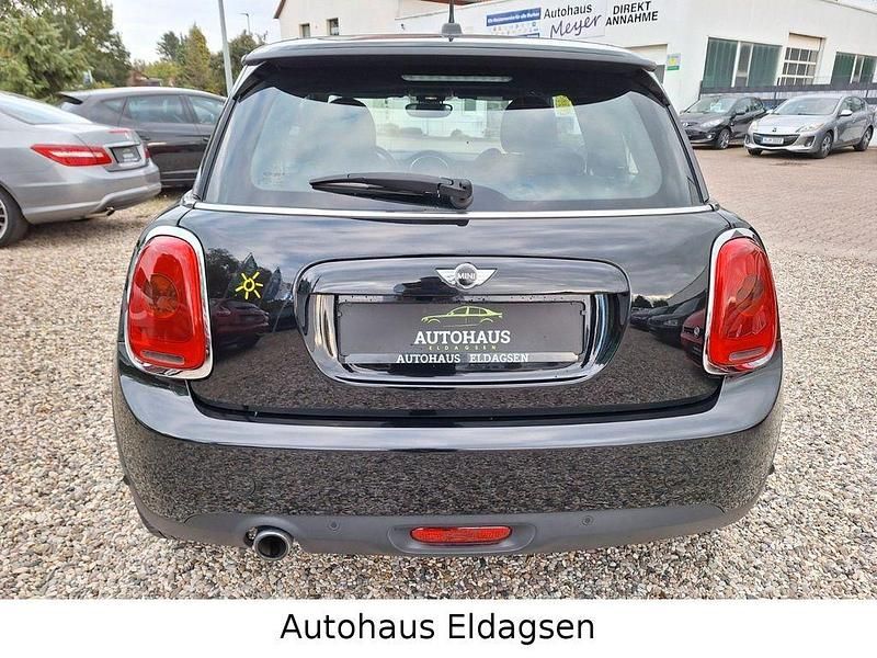 Second-hand Mini Cooper 136 CP (100 kW) 2015 Negru Hatchback
