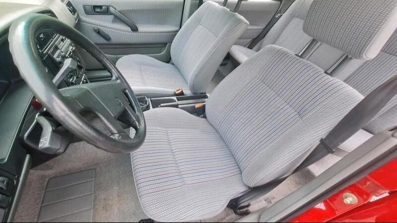 Rot Gebraucht 1992 VW Passat Kombi | 5.900 € - Bild 1/4