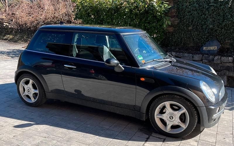 Second-hand Mini Cooper 116 CP (85 kW) 2003 Negru Hatchback
