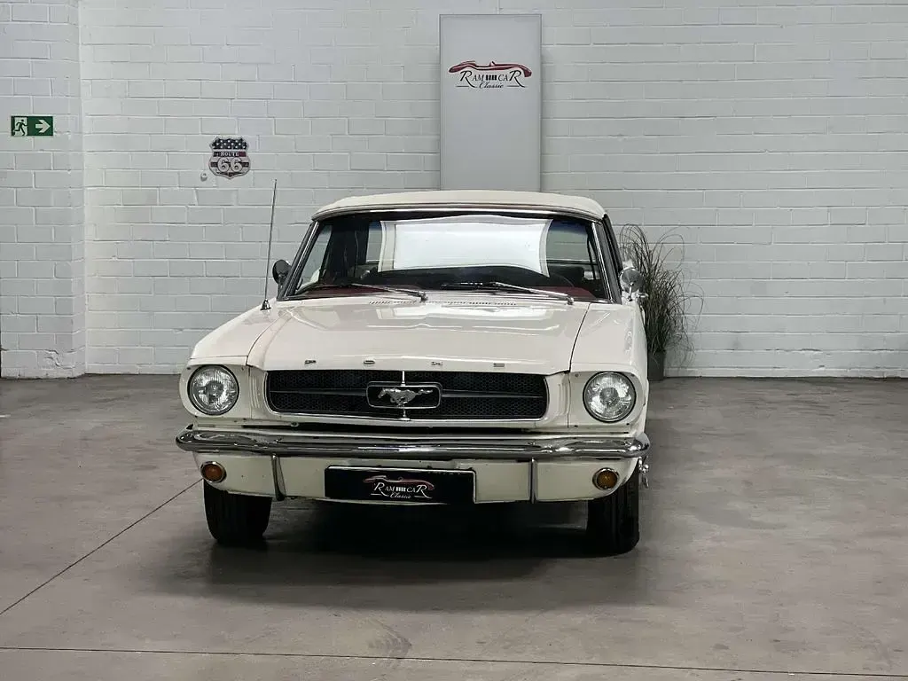 Gebraucht Ford V8 203 PS (149 kW) 1965 Weiß Cabrio