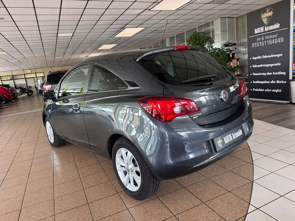 Gebraucht Opel Corsa Active 69 PS (50 kW) 2017 Grau Kleinwagen