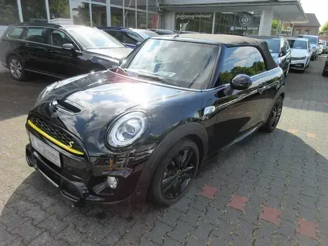 Second-hand Mini Cooper S 2018 Negru Hatchback