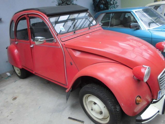 Rot Gebraucht 1990 Citroën 2CV Limousine | 9.500 € - Bild 1/4