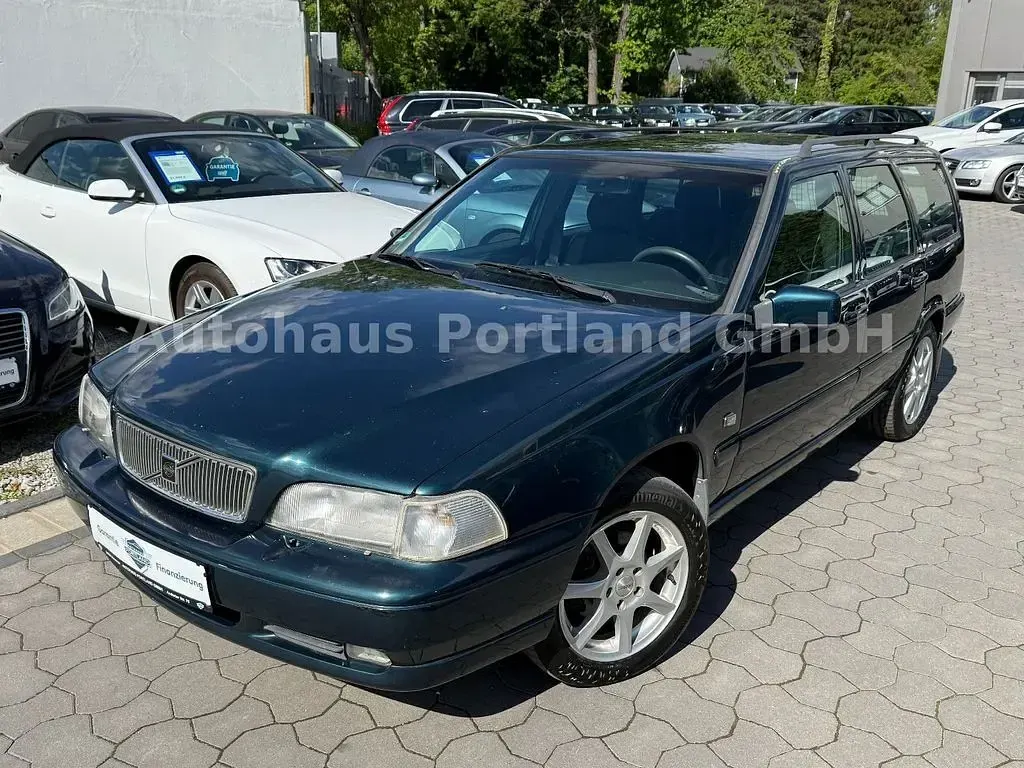 Używany Volvo V70 193 KM (141 kW) 1998 Zielony Kombi