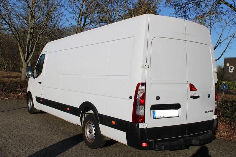 Gebraucht Renault Master 163 PS (119 kW) 2021 Weiß Limousine