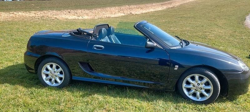 Gebraucht MG TF 116 PS (85 kW) 2004 Schwarz Cabrio