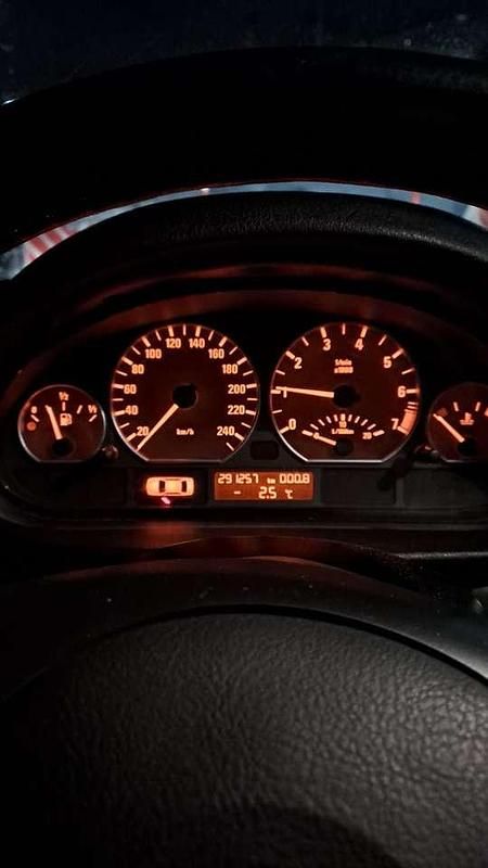 Gebraucht BMW 316 116 PS (85 kW) 2005 Kombi