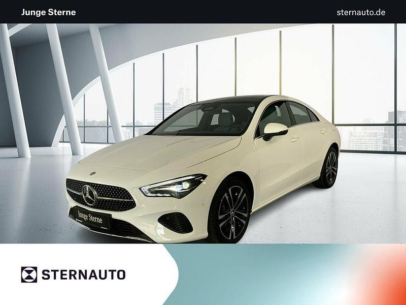 Unilack polarweiß Gebraucht 2024 Mercedes CLA180 Progressive Limousine | 29.480 € (Superpreis) - Bild 1/4