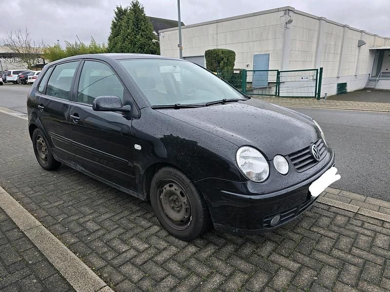 Gebraucht VW Polo 64 PS (47 kW) 2003 Schwarz Kleinwagen