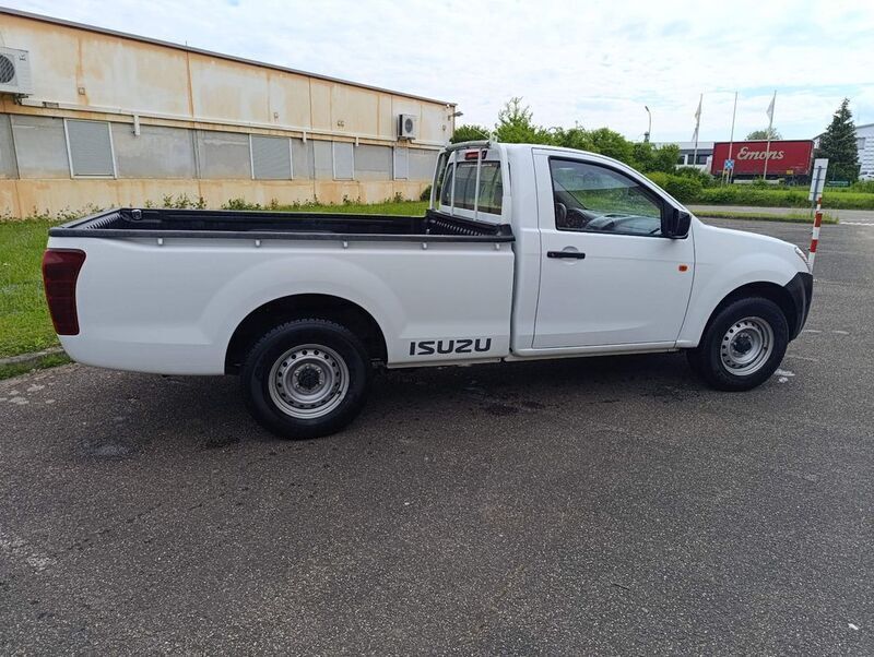 Gebraucht Isuzu D-Max 163 PS (119 kW) 2016 Weiß Pickup