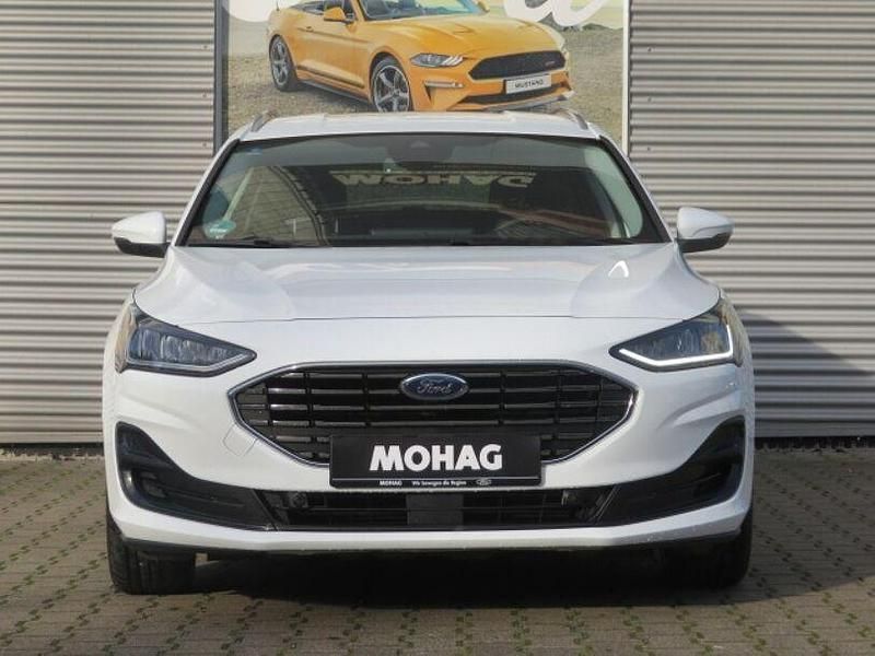 Gebraucht Ford Focus Titanium 125 PS (91 kW) 2024 Weiss Kombi