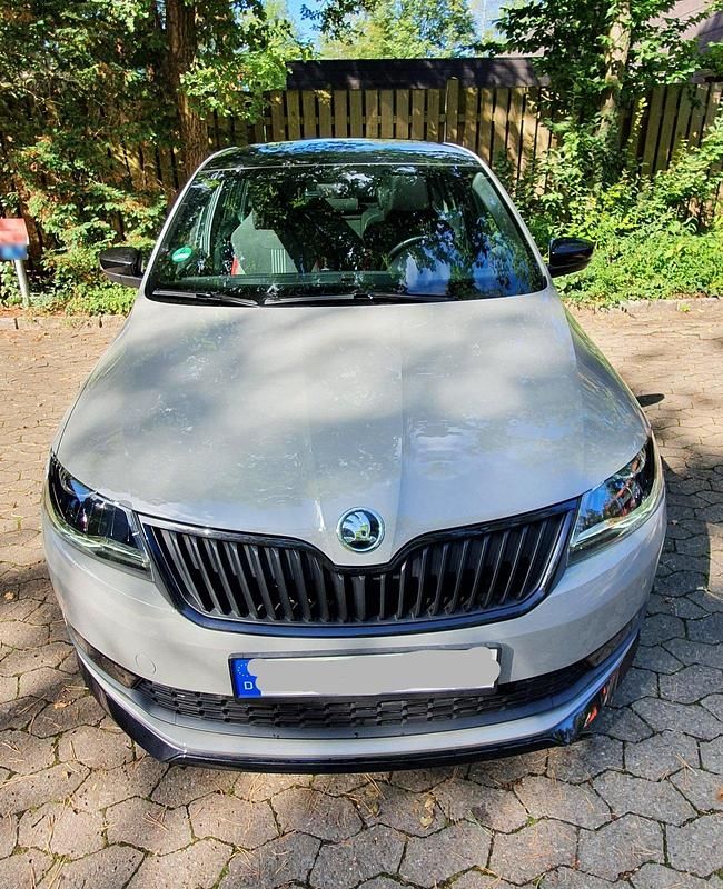Gebraucht Skoda Rapid Monte Carlo 110 PS (80 kW) 2019 Grau Kleinwagen