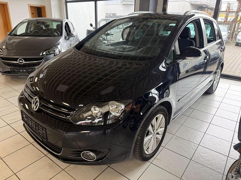 Gebraucht VW Golf VI Style 122 PS (89 kW) 2011 Schwarz Kleinwagen