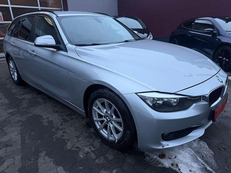 Gebraucht BMW 318 143 PS (105 kW) 2015 Silber Kombi