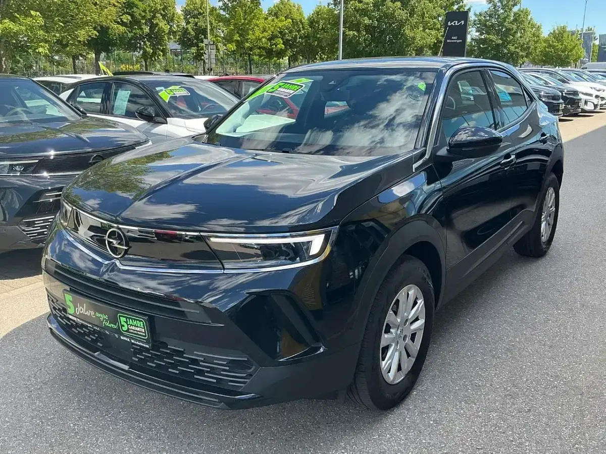 Gebraucht Opel Mokka Enjoy 101 PS (74 kW) 2023 Schwarz perla nera SUV