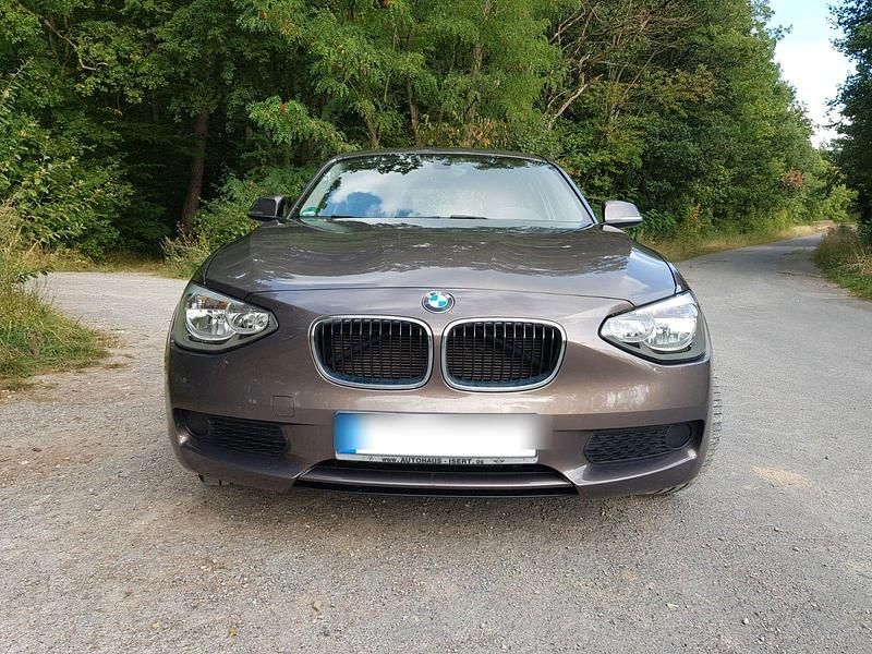 Gebraucht BMW 116 136 PS (100 kW) 2014 Braun Kleinwagen