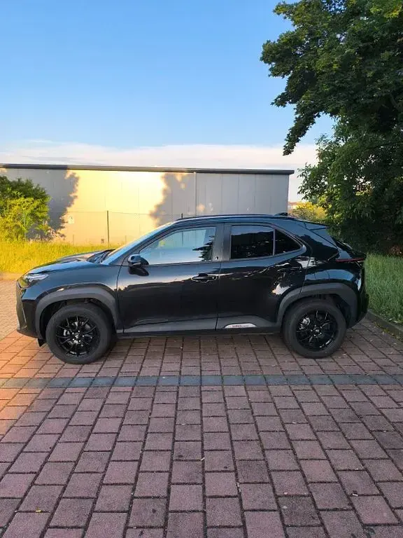 Gebraucht Toyota Yaris Cross Team 131 PS (96 kW) 2024 Schwarz SUV