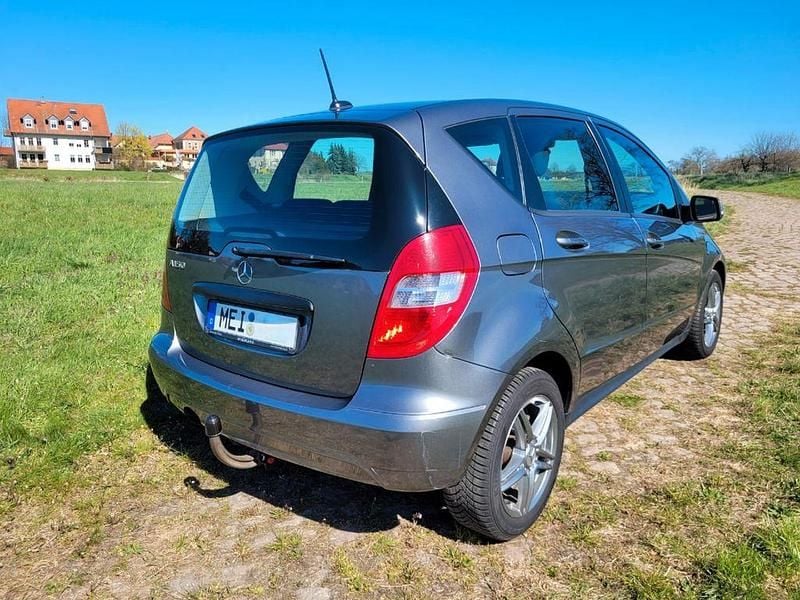 Gebraucht Mercedes A150 95 PS (69 kW) 2008 Grau Limousine