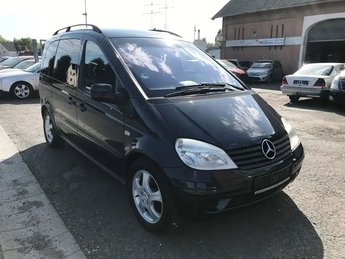 Gebraucht Mercedes Vaneo 125 PS (91 kW) 2005 Schwarz Van / Kleinbus
