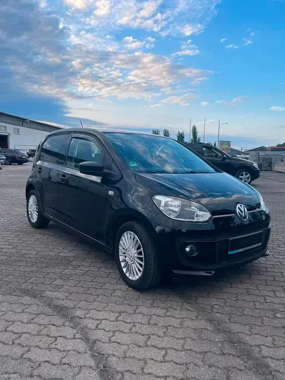 Gebraucht VW up! high up! 75 PS (55 kW) 2014 Schwarz Kleinwagen