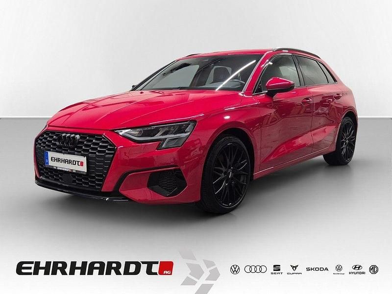 Tangorot metallic Gebraucht 2021 Audi A3 Advanced Kombi | 25.950 € (Fairer Preis) - Bild 1/3