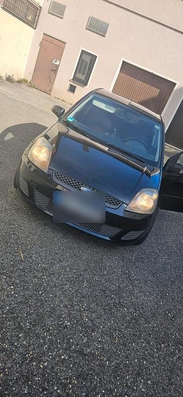 Gebraucht Ford Fiesta 82 PS (60 kW) 2008 Kleinwagen