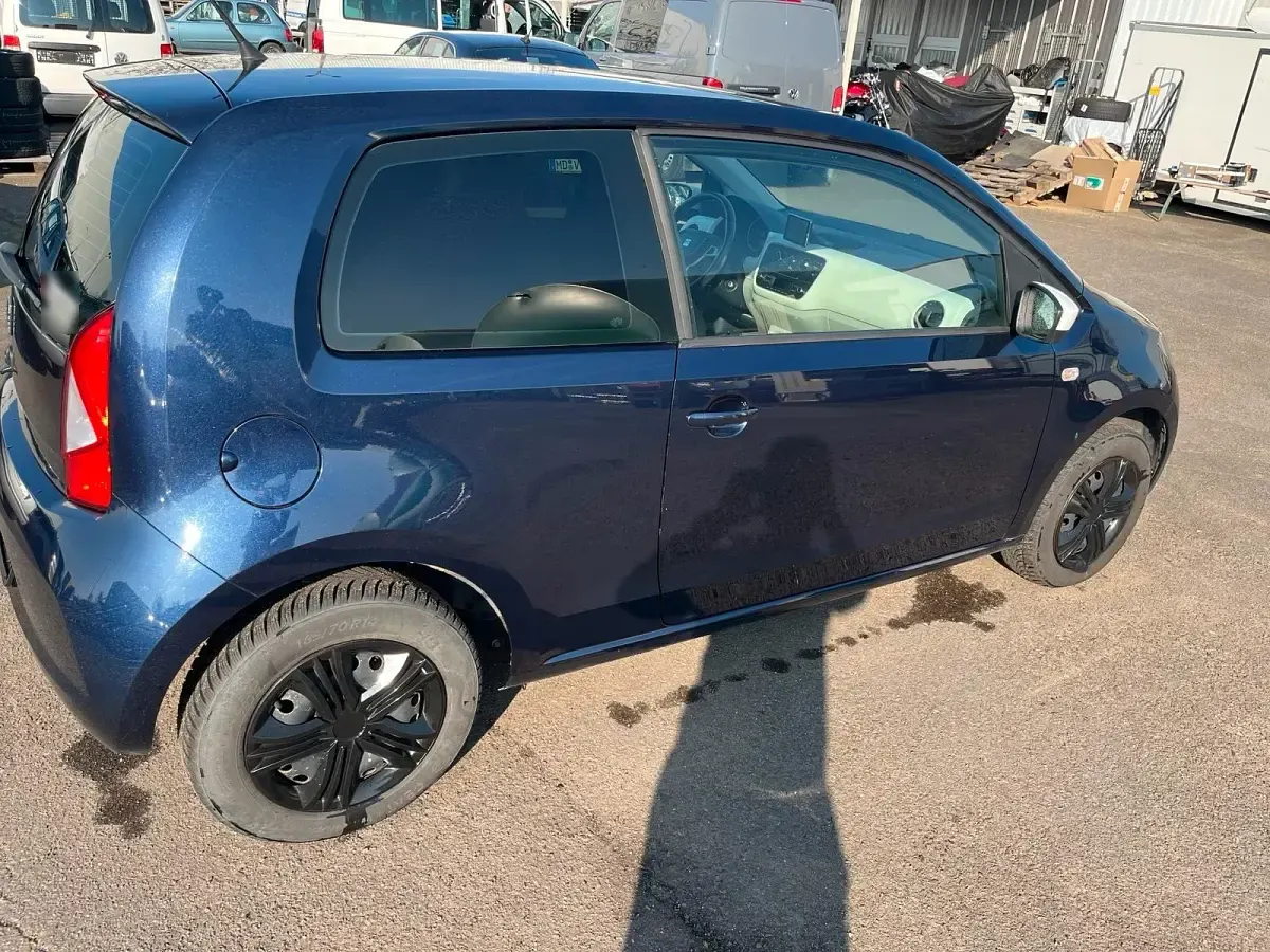 Gebraucht Seat Mii 75 PS (55 kW) 2013 Blau Kleinwagen