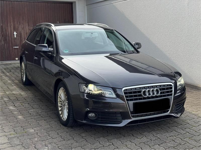 Grau Gebraucht 2012 Audi A4 Kombi | 6.500 € (Superpreis) - Bild 1/4