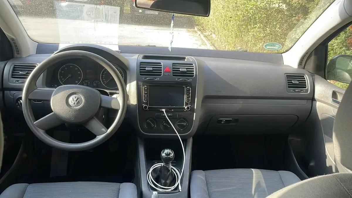 Gebraucht VW Golf V 75 PS (55 kW) 2004 Schwarz Kleinwagen