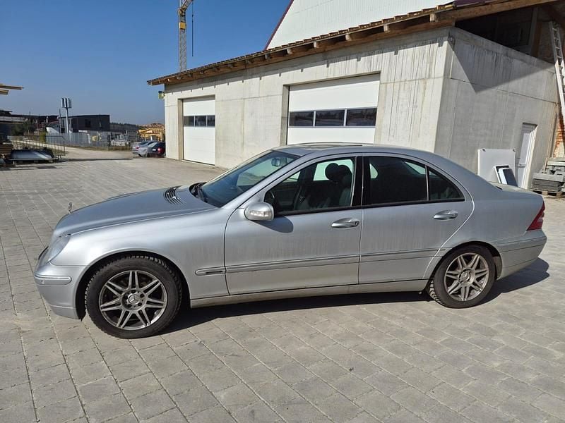 Gebraucht Mercedes C240 174 PS (127 kW) 2001 Silber Limousine