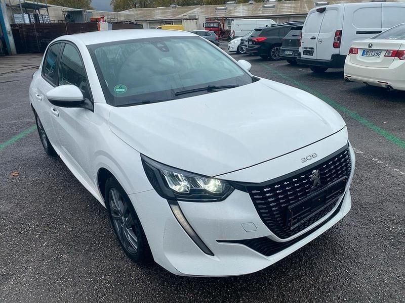 Gebraucht Peugeot 208 100 PS (73 kW) 2021 Weiß Kleinwagen