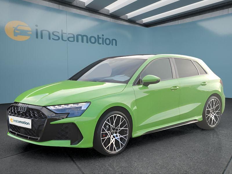 Grün Gebraucht 2025 Audi RS3 Sportback Kleinwagen | 67.449 € (Fairer Preis) - Bild 1/4