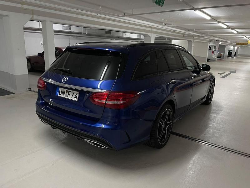 Gebraucht Mercedes C250 AMG 204 PS (150 kW) 2017 Blau Kombi