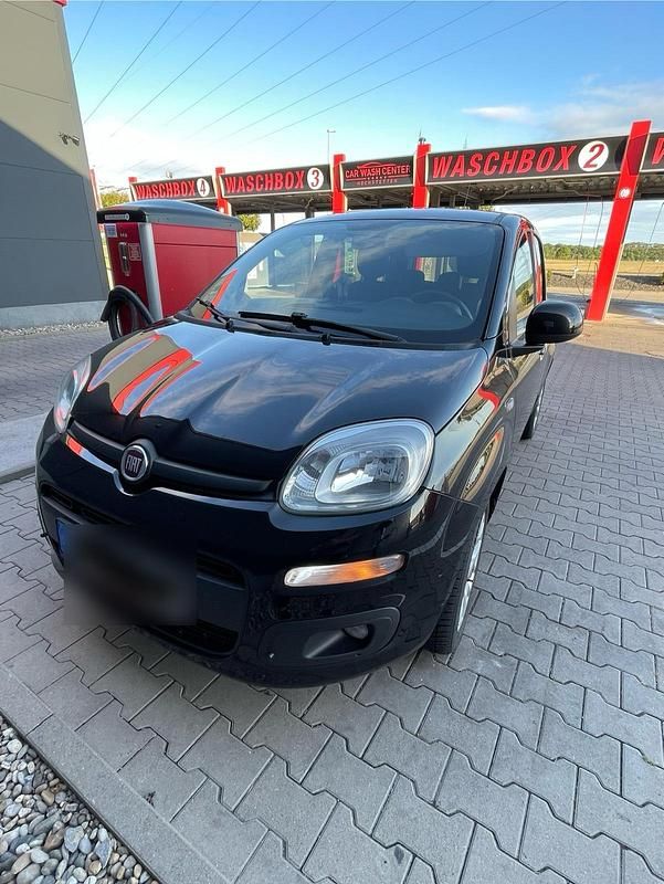Schwarz Gebraucht 2017 Fiat Panda Kleinwagen | 7.390 € (Teuer) - Bild 1/4