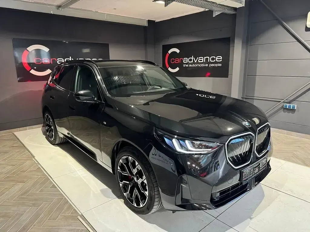 Gebraucht BMW X3 M Sport 197 PS (144 kW) 2025 Black sapphire metallic SUV