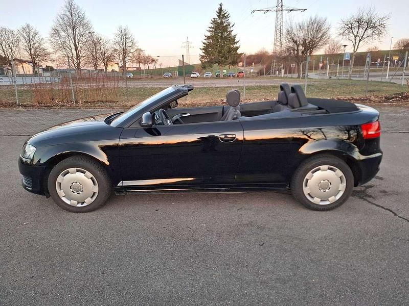 Gebraucht Audi A3 Cabriolet Attraction 102 PS (75 kW) 2009 Schwarz Cabrio