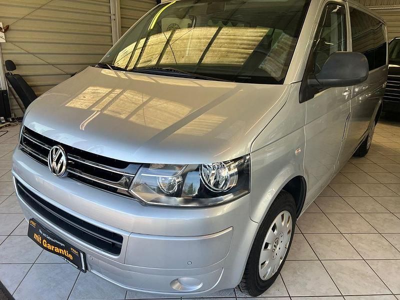 Gebraucht VW T5 102 PS (75 kW) 2011 Silber Van