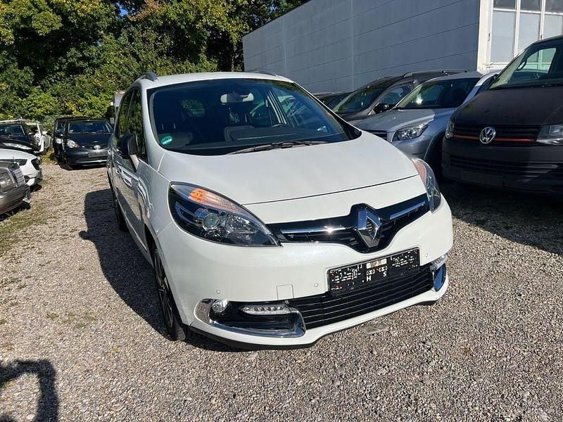 Gebraucht 2016 Renault Scénic III Bose Edition Van / Kleinbus | 6.900 € (Fairer Preis) - Bild 1/4
